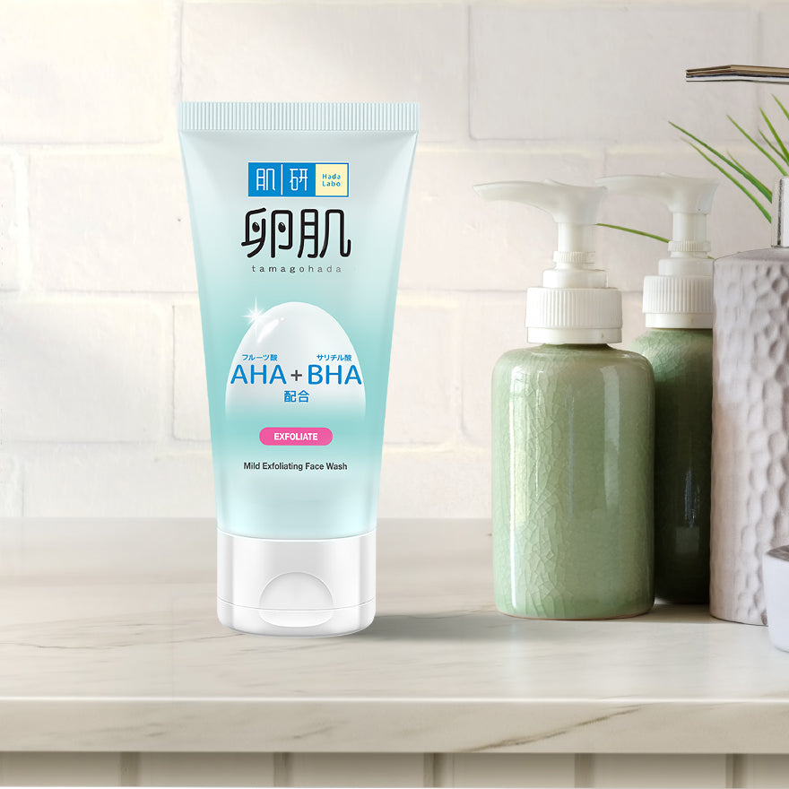 AHA+BHA Mild Exfoliating Face Wash_Lifestyle